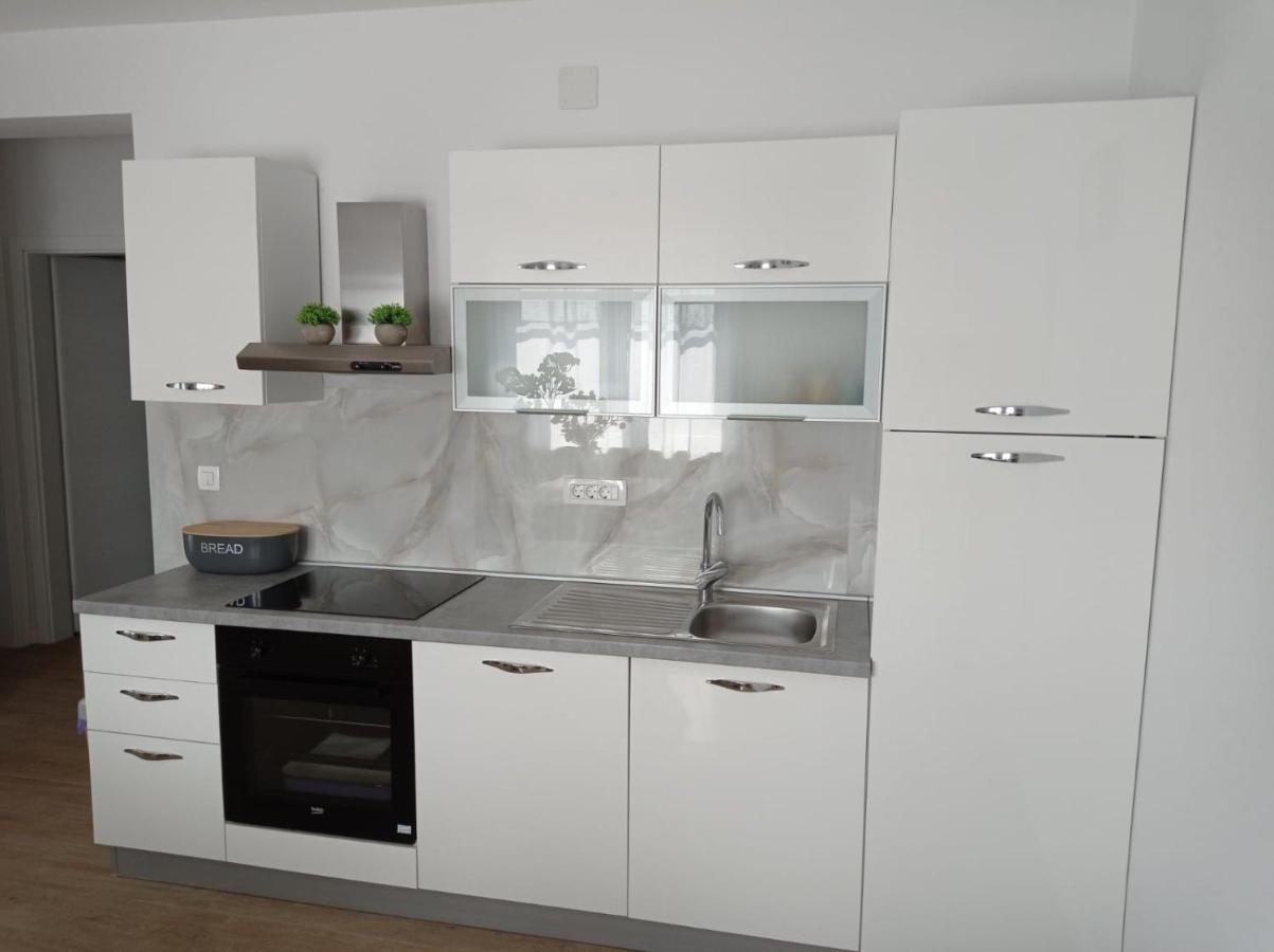 Apartman Franc S Vir Exterior photo